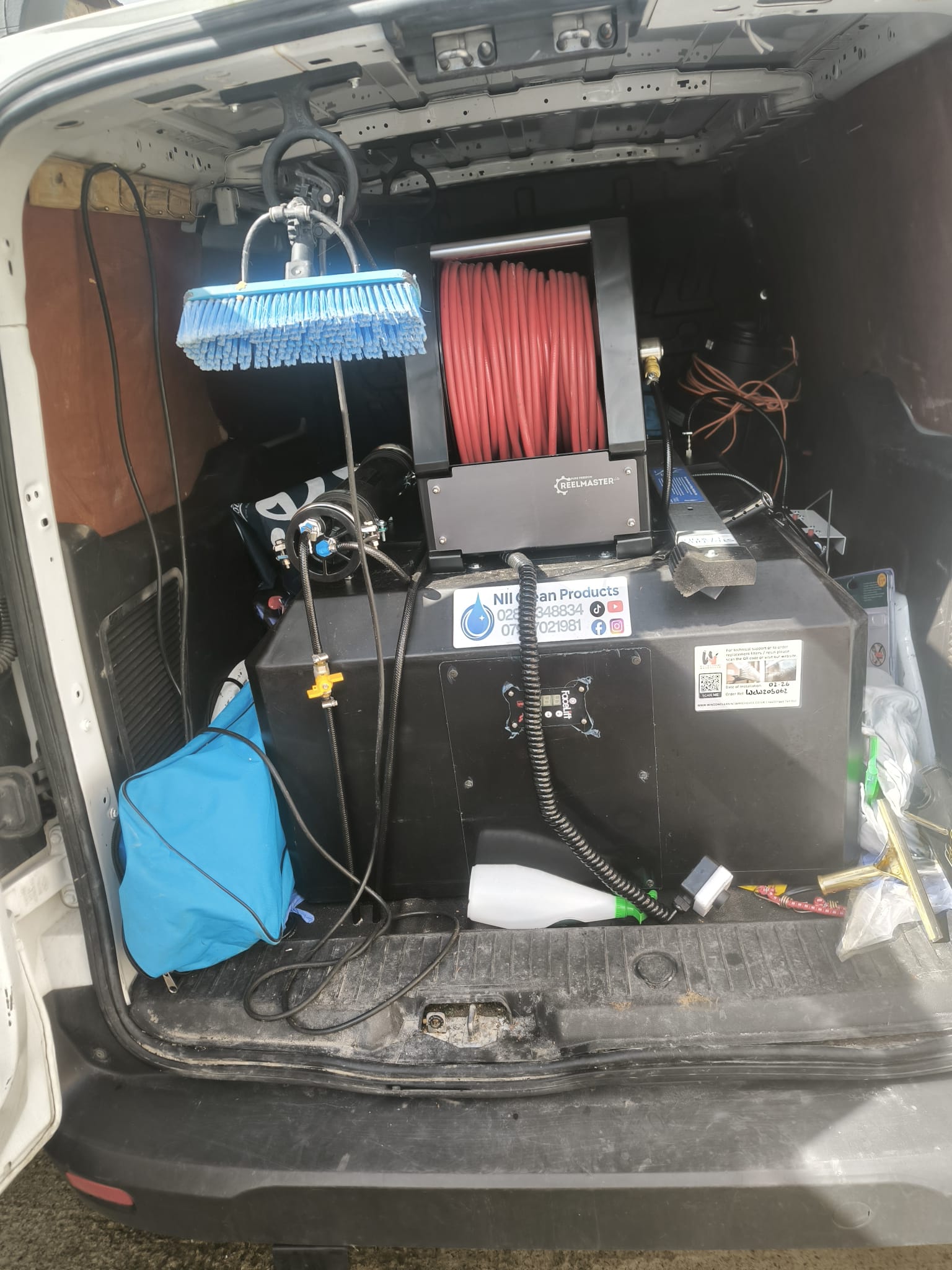 Professional purified water cleaning equipment in the service van